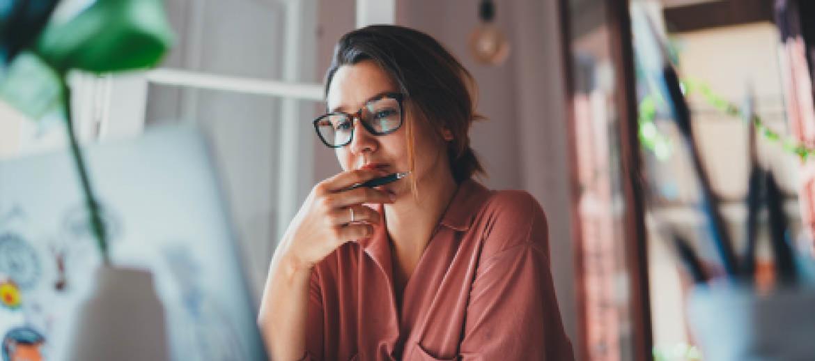 woman working on laptop