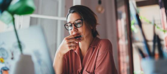 woman working on laptop