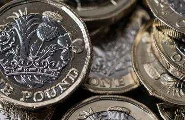 pile-of-one-pound-coins