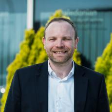 Duncan MacCaig , Partner