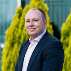 Gavin Curr , Partner