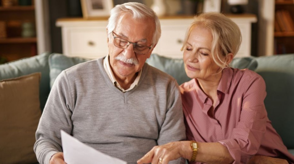 People checking their will